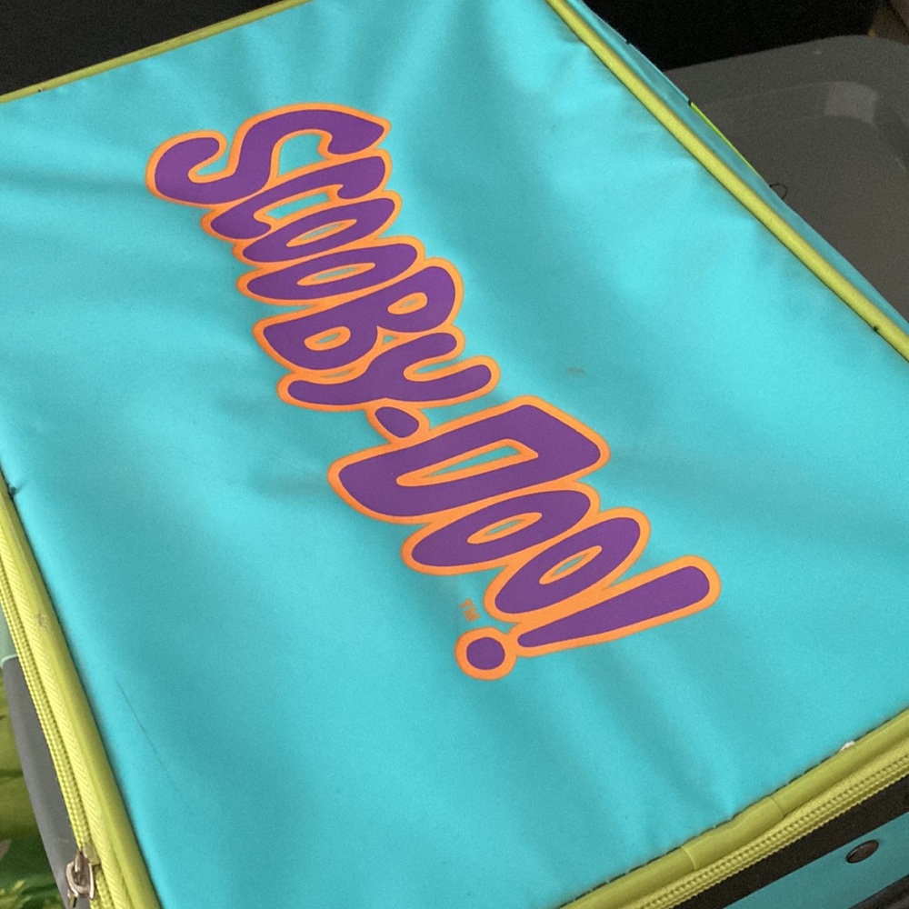 Scooby Doo Mystery Machine rolling luggage suitcase bag - Picture 11 of 13